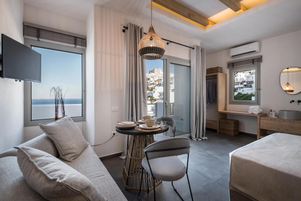 Vivere Luxury Suites Pera Gyalos Buitenkant foto